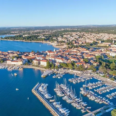 Oriana Apartment Porec